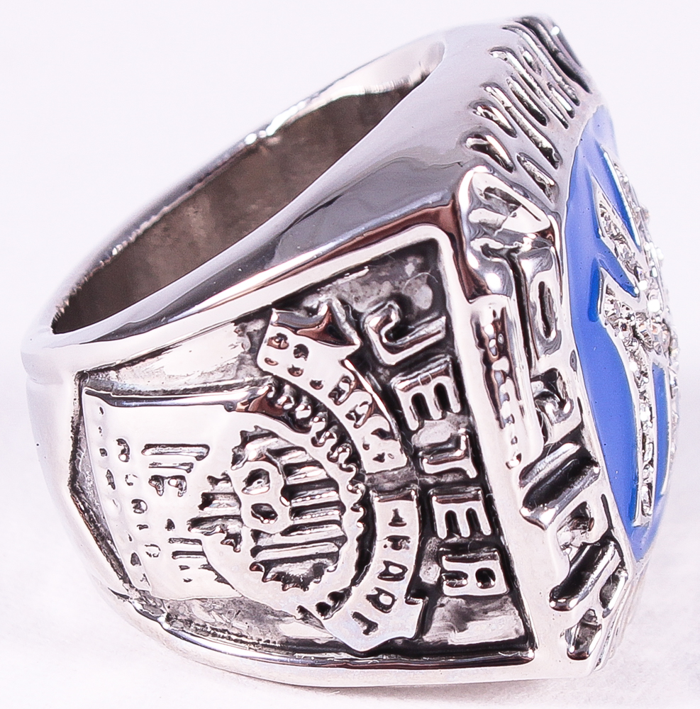 Derek Jeter New York Yankees High Quality Replica 1996 World Series Ring at PristineAuction.com Derek Jeter New York Yankees High Quality Replica 1996 World Series Ring at PristineAuction.com