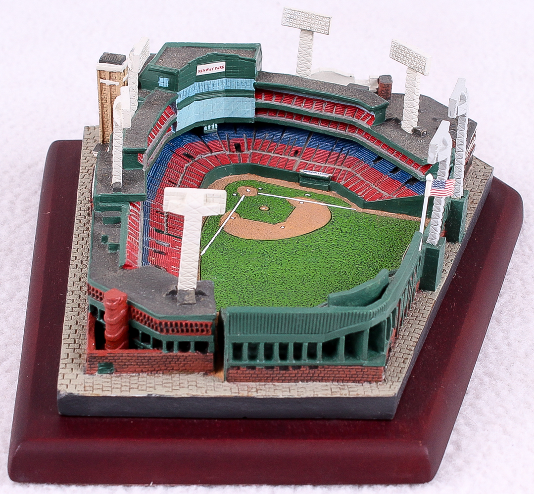 Fenway Park Stadium Figurine by The Danbury Mint at PristineAuction.com Fenway Park Stadium Figurine by The Danbury Mint at PristineAuction.com