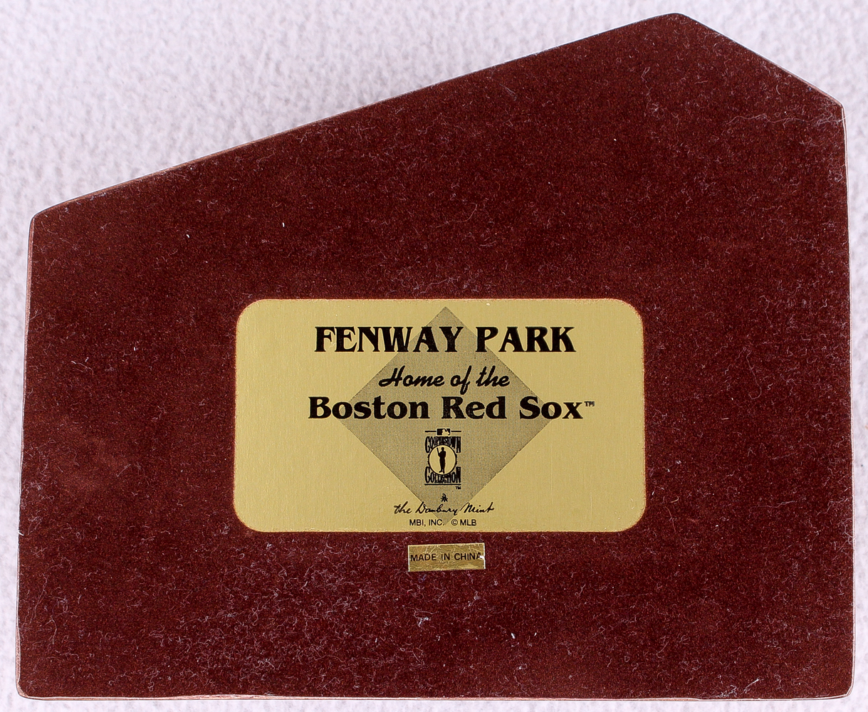 Fenway Park Stadium Figurine by The Danbury Mint at PristineAuction.com Fenway Park Stadium Figurine by The Danbury Mint at PristineAuction.com