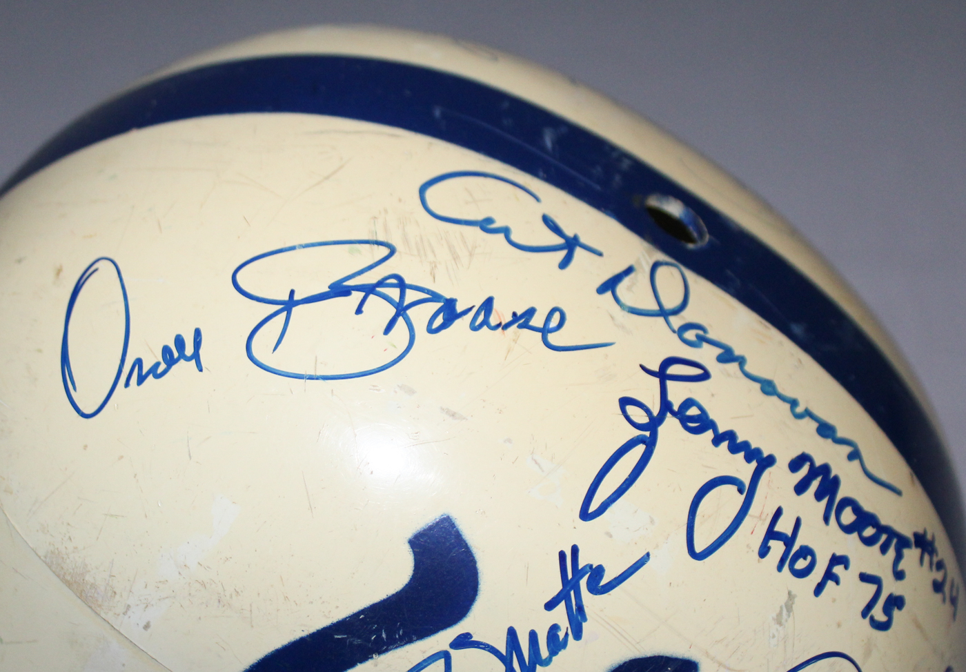 Multi-Signed Baltimore Colts Vintage Full-Size Helmet Signed by (9) With Lenny Moore, Jim Parker, Johnny Unitas, Art Donovan (JSA ALOA) at PristineAuction.com Multi-Signed Baltimore Colts Vintage Full-Size Helmet Signed by (9) With Lenny Moore, Jim Parker, Johnny Unitas, Art Donovan (JSA ALOA) at PristineAuction.com