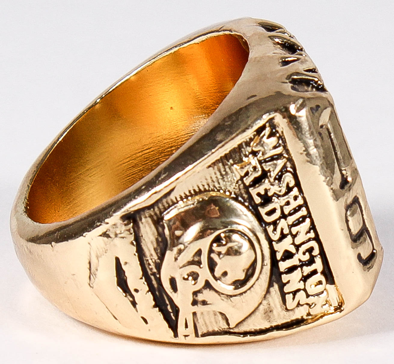 George Allen Washington Redskins High Quality Replica 1972 NFC Championship Ring at PristineAuction.com George Allen Washington Redskins High Quality Replica 1972 NFC Championship Ring at PristineAuction.com