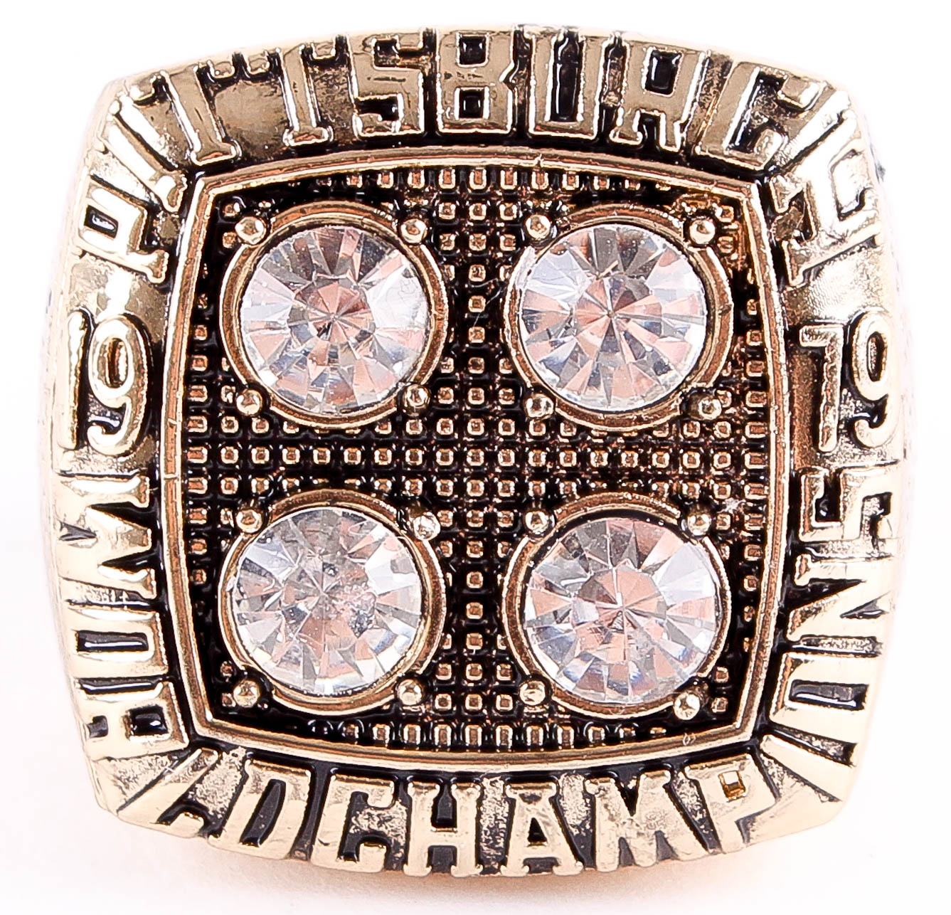 Terry Bradshaw Pittsburgh Steelers High Quality Replica 1979-80 Super Bowl XIV Championship Ring at PristineAuction.com Terry Bradshaw Pittsburgh Steelers High Quality Replica 1979-80 Super Bowl XIV Championship Ring at PristineAuction.com