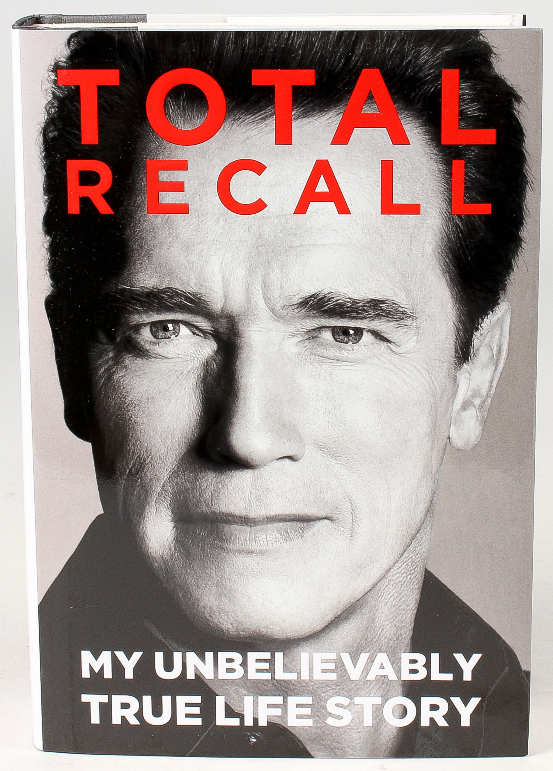 Arnold Schwarzenegger Signed "Total Recall" Hardback Book (PSA COA) at PristineAuction.com Arnold Schwarzenegger Signed "Total Recall" Hardback Book (PSA COA) at PristineAuction.com