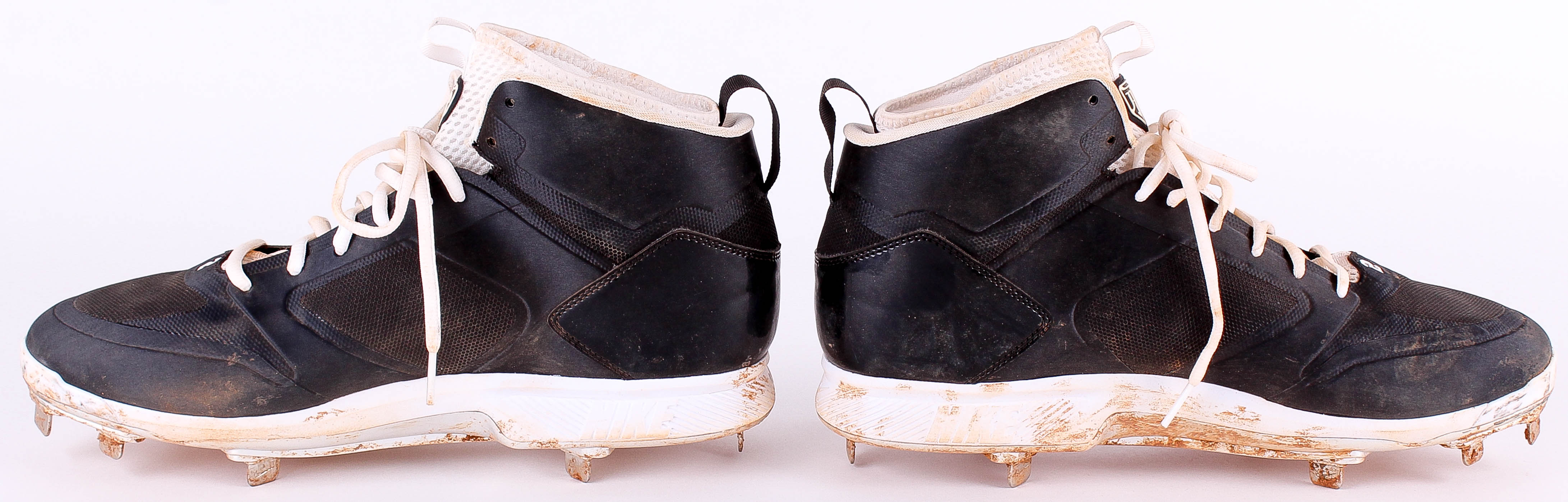 Pair of (2) Derek Jeter Yankees 2014 Game-Used Custom Jeter Nike Cleats (Steiner COA) at PristineAuction.com Pair of (2) Derek Jeter Yankees 2014 Game-Used Custom Jeter Nike Cleats (Steiner COA) at PristineAuction.com