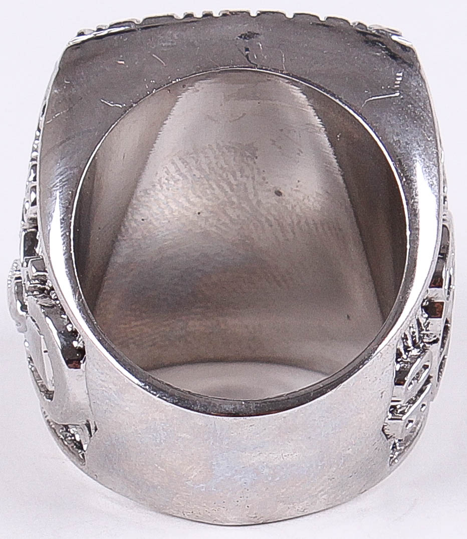 Terry Bradshaw Pittsburgh Steelers High Quality Replica 1979 Super Bowl XIII Championship Ring at PristineAuction.com Terry Bradshaw Pittsburgh Steelers High Quality Replica 1979 Super Bowl XIII Championship Ring at PristineAuction.com