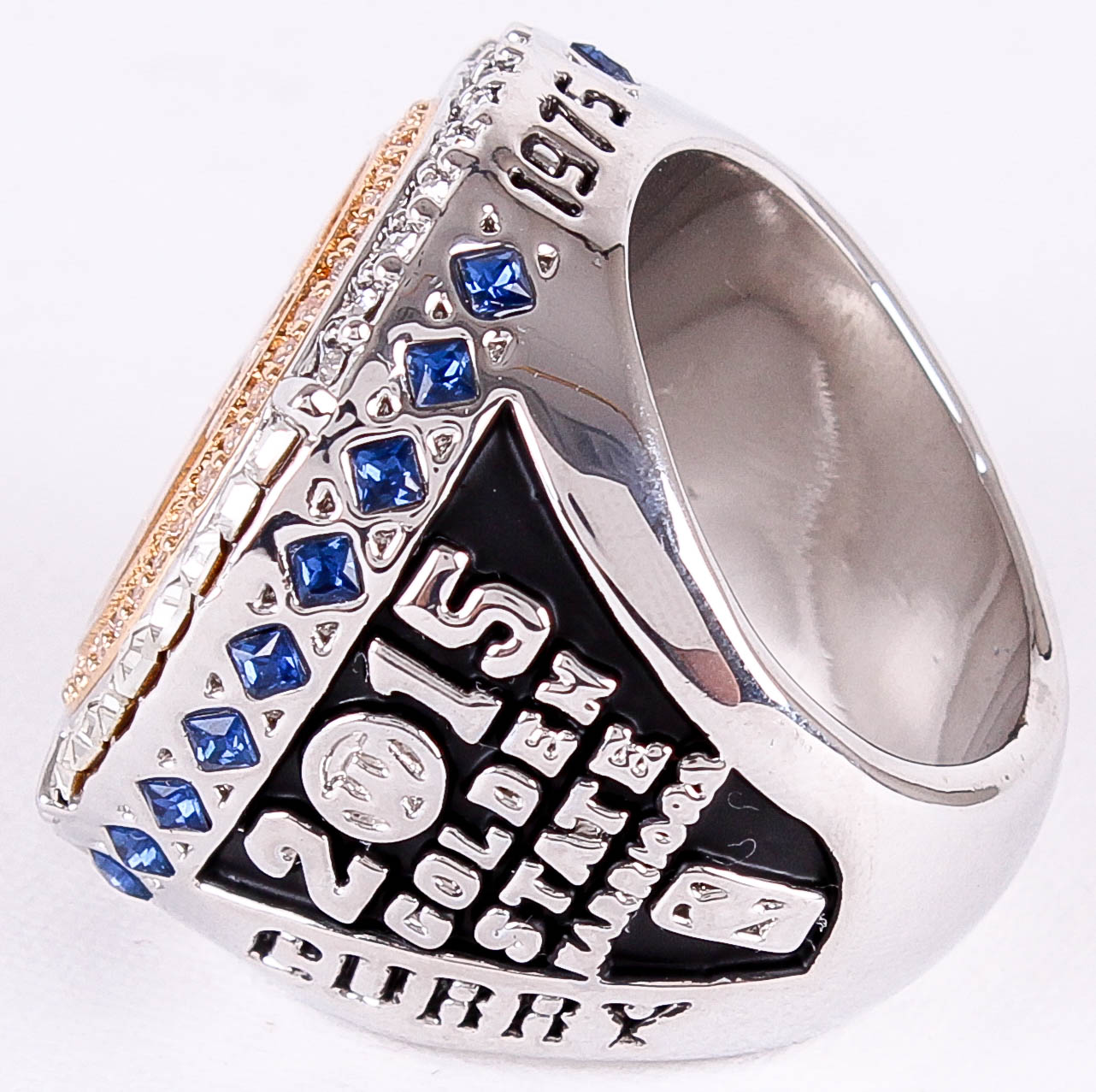 Stephen Curry Golden State Warriors High Quality Replica 2015 NBA Championship Ring at PristineAuction.com Stephen Curry Golden State Warriors High Quality Replica 2015 NBA Championship Ring at PristineAuction.com