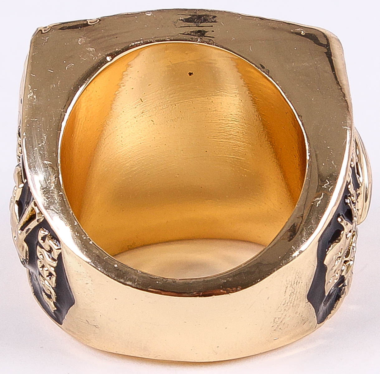 Lynn Thomas San Francisco 49ers High Quality Replica 1982 Super Bowl XVI Championship Ring at PristineAuction.com Lynn Thomas San Francisco 49ers High Quality Replica 1982 Super Bowl XVI Championship Ring at PristineAuction.com