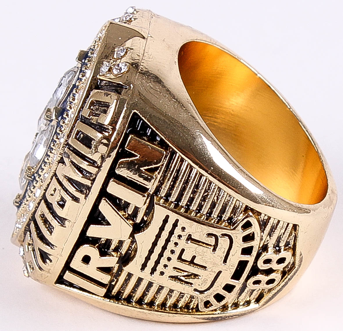 Michael Irvin 1993 Dallas Cowboys Super Bowl Championship XXVIII Replica Ring at PristineAuction.com Michael Irvin 1993 Dallas Cowboys Super Bowl Championship XXVIII Replica Ring at PristineAuction.com