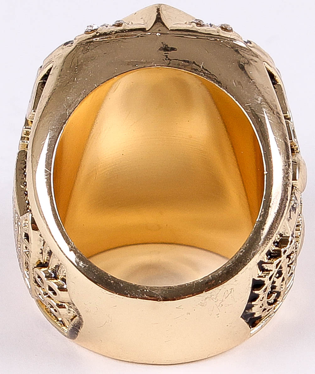 Michael Irvin 1993 Dallas Cowboys Super Bowl Championship XXVIII Replica Ring at PristineAuction.com Michael Irvin 1993 Dallas Cowboys Super Bowl Championship XXVIII Replica Ring at PristineAuction.com