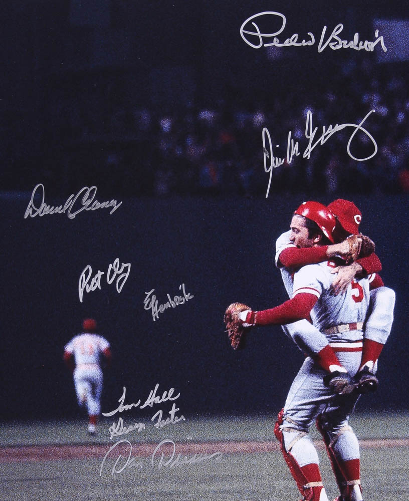 1975 Cincinnati Reds Team signed 16x20 Photo with (12) Signatures ...
