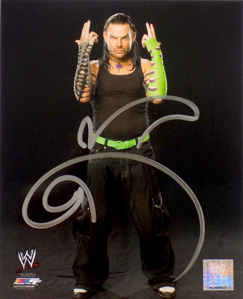 Jeff Hardy Signed WWE 8x10 Photo (SI COA) at PristineAuction.com Jeff Hardy Signed WWE 8x10 Photo (SI COA) at PristineAuction.com