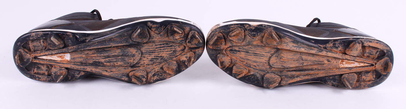 Pair of (2) Derek Jeter Yankees 2014 Game-Used Custom Jeter Nike Cleats (Steiner COA) at PristineAuction.com Pair of (2) Derek Jeter Yankees 2014 Game-Used Custom Jeter Nike Cleats (Steiner COA) at PristineAuction.com