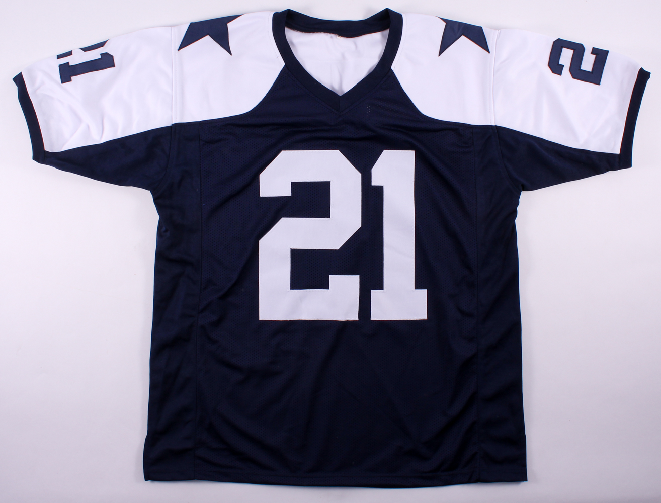 Ezekiel Elliott Signed Cowboys Jersey (JSA COA) at PristineAuction.com Ezekiel Elliott Signed Cowboys Jersey (JSA COA) at PristineAuction.com