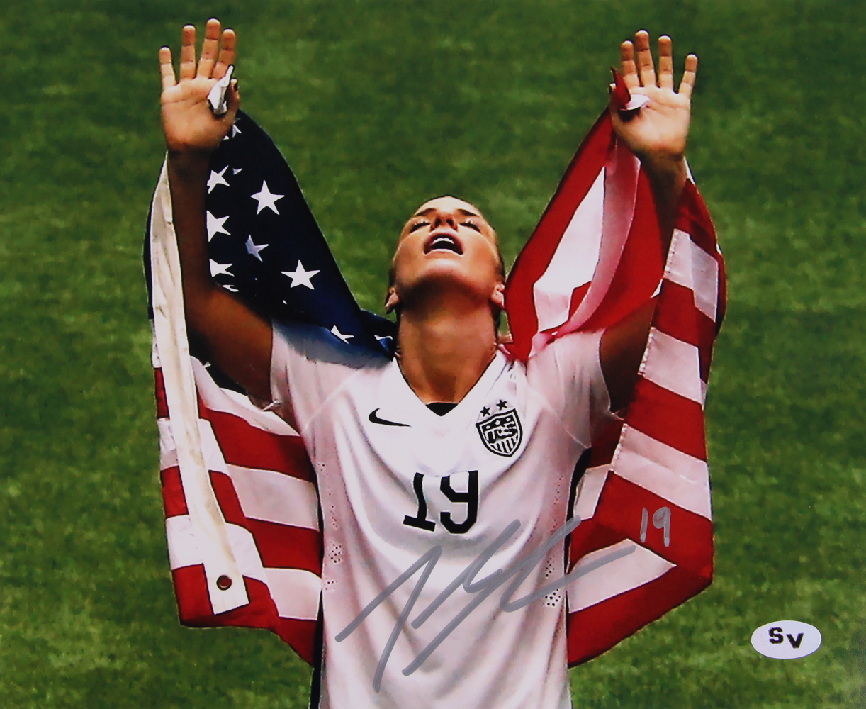 Julie Johnston Signed Team USA 8x10 Photo (Sports Vault COA) at PristineAuction.com Julie Johnston Signed Team USA 8x10 Photo (Sports Vault COA) at PristineAuction.com