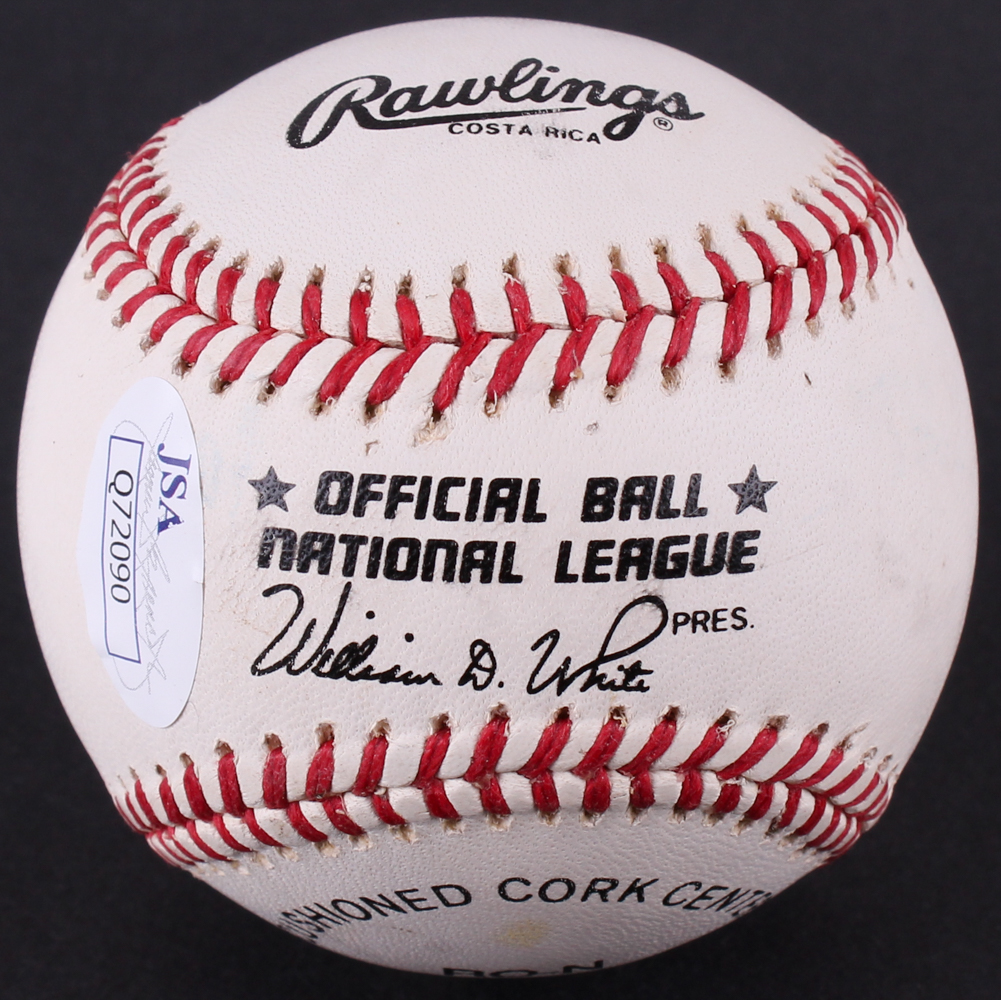 Stan Musial Signed ONL Baseball (JSA COA) at PristineAuction.com Stan Musial Signed ONL Baseball (JSA COA) at PristineAuction.com