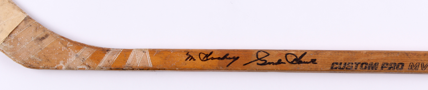 Gordie Howe Signed Northland Full-Size Hockey Stick Inscribed "Mr Hockey" (JSA LOA) at PristineAuction.com Gordie Howe Signed Northland Full-Size Hockey Stick Inscribed "Mr Hockey" (JSA LOA) at PristineAuction.com