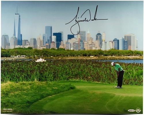 Tiger Woods Signed "NYC Skyline" Limited Edition 16x20 Photo (UDA COA) at PristineAuction.com Tiger Woods Signed "NYC Skyline" Limited Edition 16x20 Photo (UDA COA) at PristineAuction.com