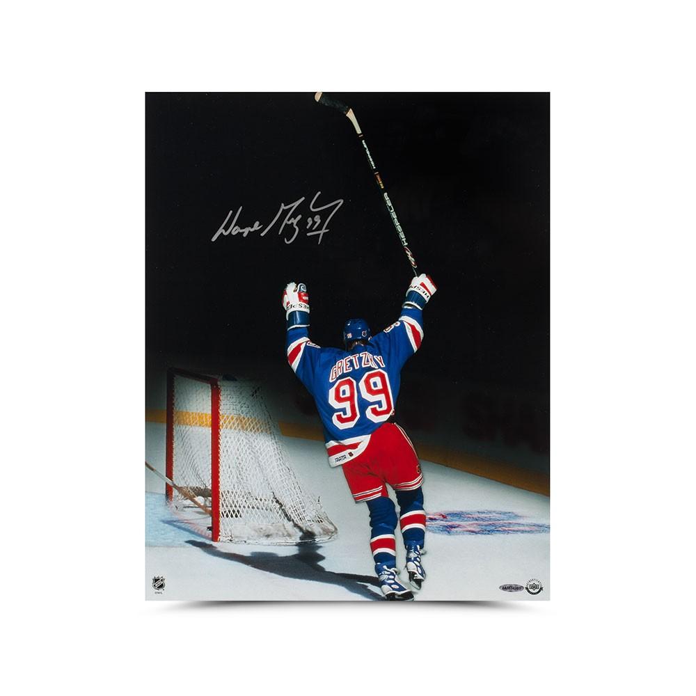 Wayne Gretzky Signed Rangers "Final Assist" 16x20 Photo (UDA COA) at PristineAuction.com Wayne Gretzky Signed Rangers "Final Assist" 16x20 Photo (UDA COA) at PristineAuction.com