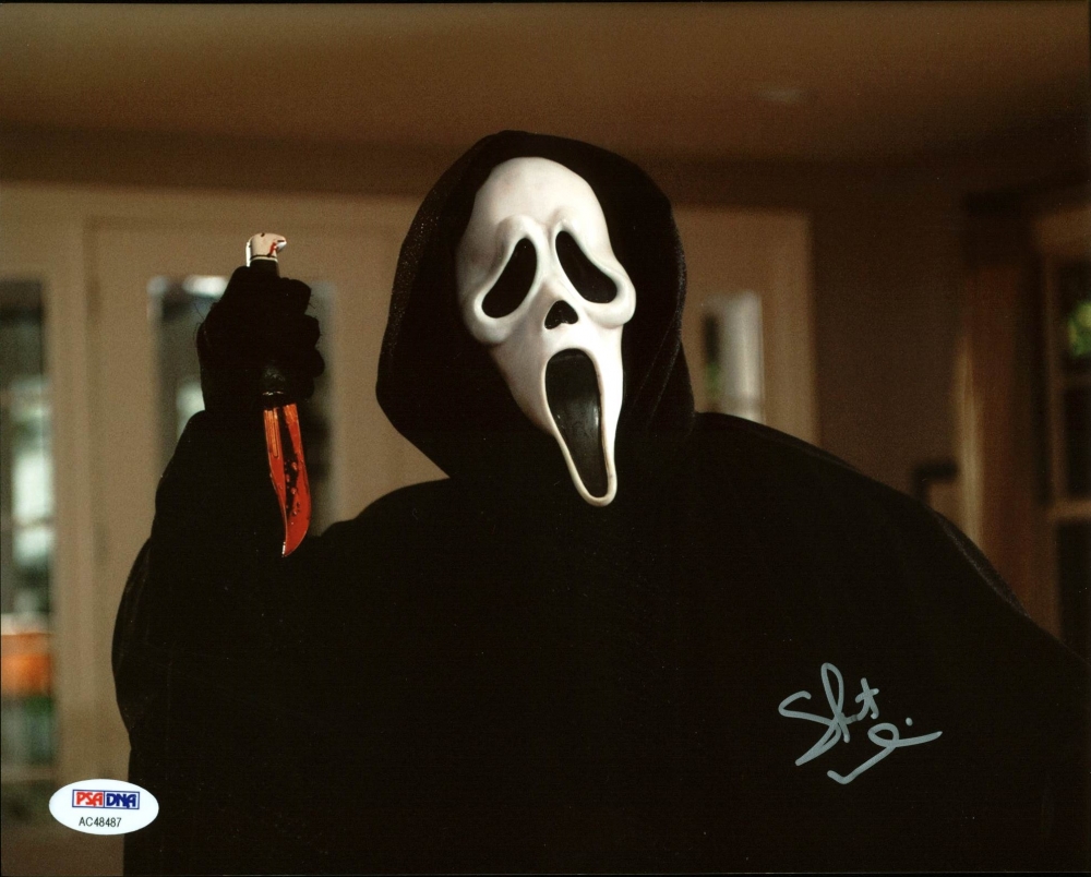 skeet ulrich 8x10 photo signed in person at s entertainment collectibles store sports memorabilia auction pristine auction skeet ulrich 8x10 photo signed in person at s entertainment collectibles store sports memorabilia auction pristine auction