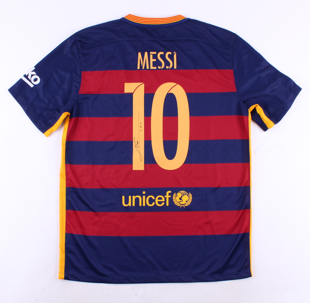 Lionel "Leo" Messi Signed Barcelona Jersey (Messi COA) at PristineAuction.com Lionel "Leo" Messi Signed Barcelona Jersey (Messi COA) at PristineAuction.com