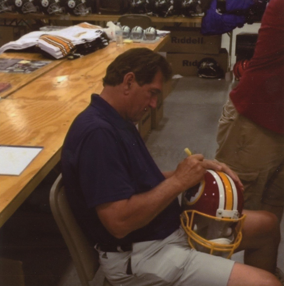 Joe Theismann Signed Redskins Full-Size Helmet Inscribed "SB XVII Champs" & "1983 NFL-MVP" (JSA COA) at PristineAuction.com Joe Theismann Signed Redskins Full-Size Helmet Inscribed "SB XVII Champs" & "1983 NFL-MVP" (JSA COA) at PristineAuction.com
