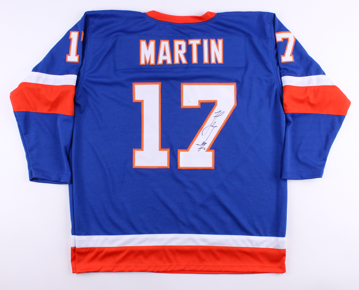 Matt Martin Signed Islanders Jersey (JSA COA) at PristineAuction.com Matt Martin Signed Islanders Jersey (JSA COA) at PristineAuction.com