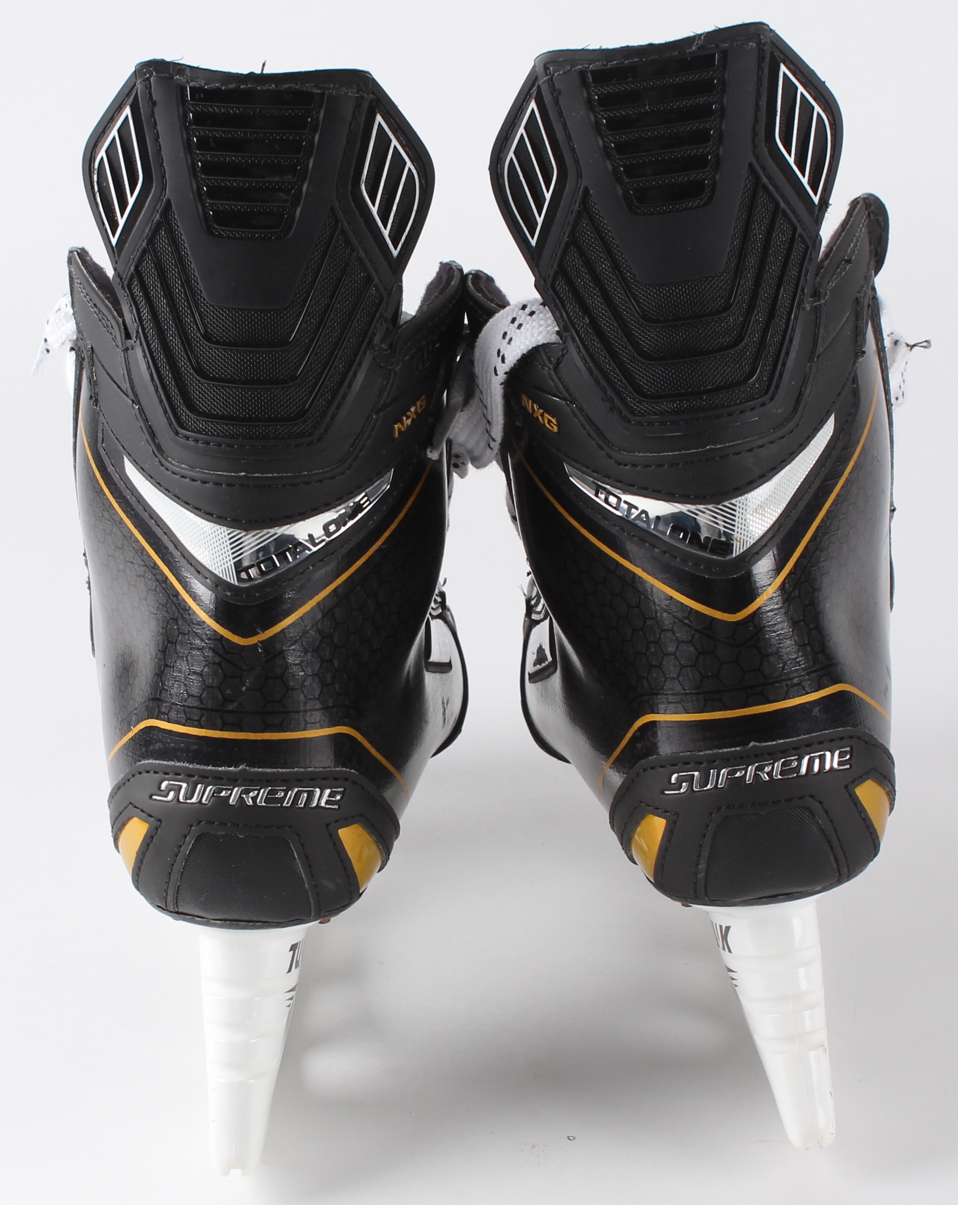 Chris Kreider Rangers Game-Used Bauer NHL Skates (Steiner) at PristineAuction.com Chris Kreider Rangers Game-Used Bauer NHL Skates (Steiner) at PristineAuction.com