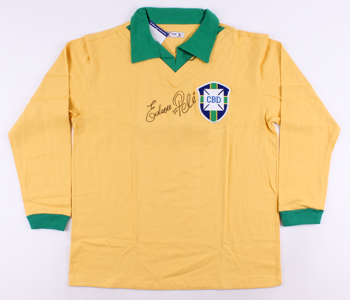 Pele Signed Brazil 1962 World Cup Finals Jersey with Rare Full-Name Signature "Edson = Pele" (PSA COA) at PristineAuction.com Pele Signed Brazil 1962 World Cup Finals Jersey with Rare Full-Name Signature "Edson = Pele" (PSA COA) at PristineAuction.com