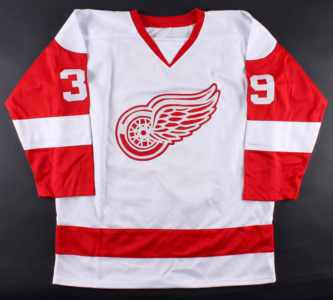 Dominik Hasek Signed Red Wings Jersey (JSA COA) at PristineAuction.com Dominik Hasek Signed Red Wings Jersey (JSA COA) at PristineAuction.com