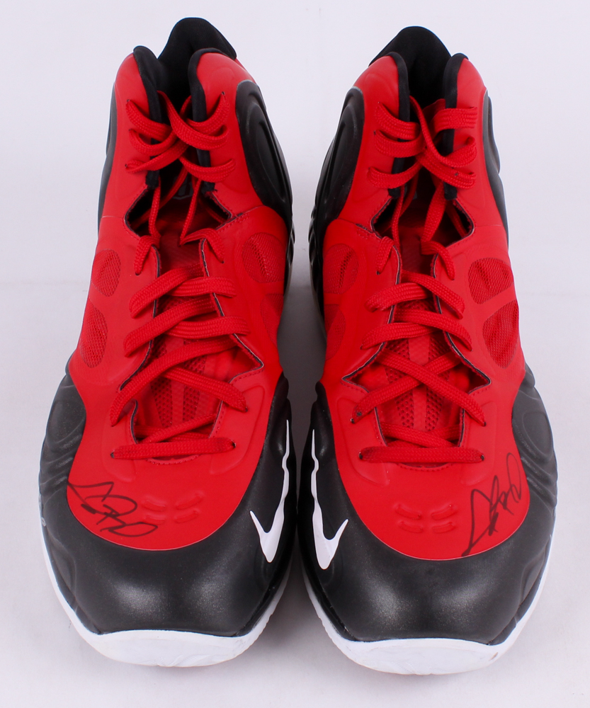 Chris Bosh Signed Pair of (2) Miami Heat Game-Used Basketball Shoes Inscribed "1-10 @ Portland" (Fanatics) at PristineAuction.com Chris Bosh Signed Pair of (2) Miami Heat Game-Used Basketball Shoes Inscribed "1-10 @ Portland" (Fanatics) at PristineAuction.com