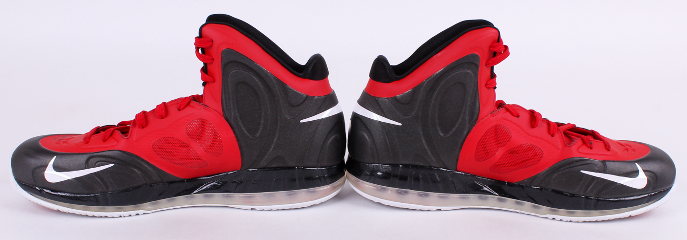 Chris Bosh Signed Pair of (2) Miami Heat Game-Used Basketball Shoes Inscribed "1-10 @ Portland" (Fanatics) at PristineAuction.com Chris Bosh Signed Pair of (2) Miami Heat Game-Used Basketball Shoes Inscribed "1-10 @ Portland" (Fanatics) at PristineAuction.com