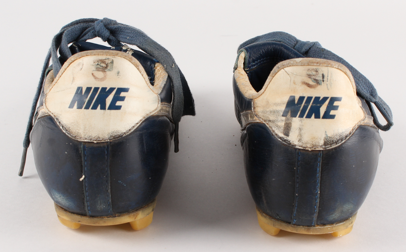 Pair of (2) Steve Sax Game-Used Nike Baseball Cleats with Wrist Band at PristineAuction.com Pair of (2) Steve Sax Game-Used Nike Baseball Cleats with Wrist Band at PristineAuction.com