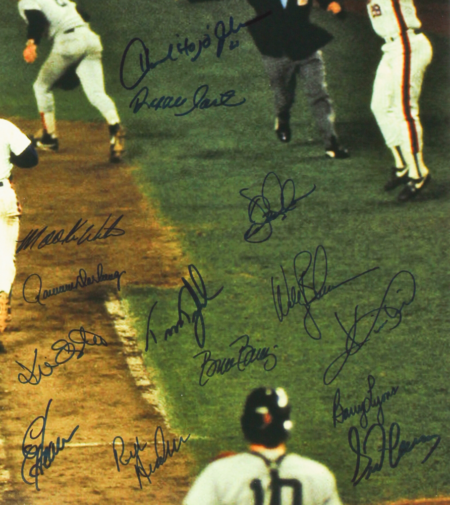 1986 Mets World Series Champions 16x20 Photo Team Signed by (25) with Lenny Dykstra, Dwight "Doc" Gooden, Mookie Wilson, Bud Harrelson, Jesse Orosco (MAB Hologram) at PristineAuction.com 1986 Mets World Series Champions 16x20 Photo Team Signed by (25) with Lenny Dykstra, Dwight "Doc" Gooden, Mookie Wilson, Bud Harrelson, Jesse Orosco (MAB Hologram) at PristineAuction.com