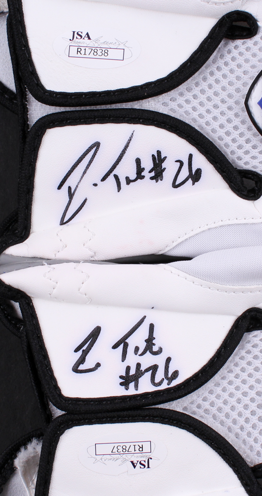 Robert Tate Signed Pair of (2) NFL Equipment Game-Used Football Gloves (JSA COA) at PristineAuction.com Robert Tate Signed Pair of (2) NFL Equipment Game-Used Football Gloves (JSA COA) at PristineAuction.com