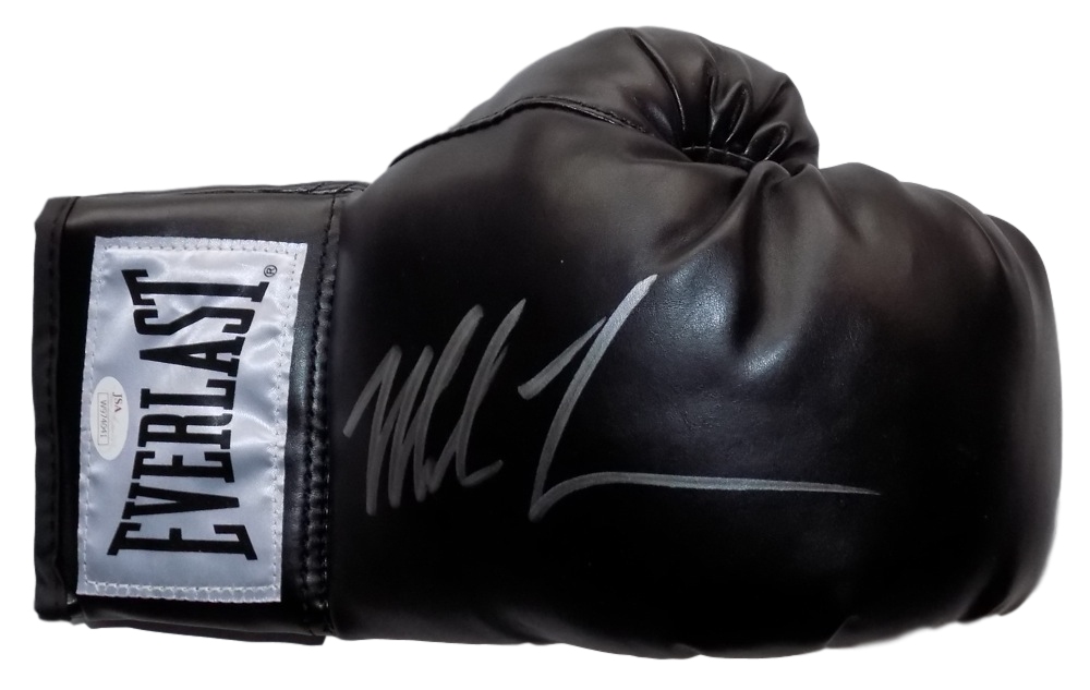 Mike Tyson Signed Everlast Boxing Glove (JSA COA) at PristineAuction.com Mike Tyson Signed Everlast Boxing Glove (JSA COA) at PristineAuction.com
