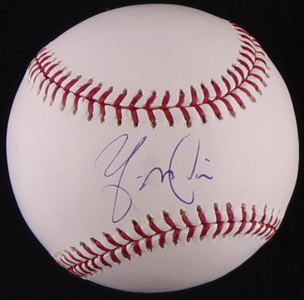 Yadier Molina Signed OML Baseball (JSA COA) at PristineAuction.com Yadier Molina Signed OML Baseball (JSA COA) at PristineAuction.com