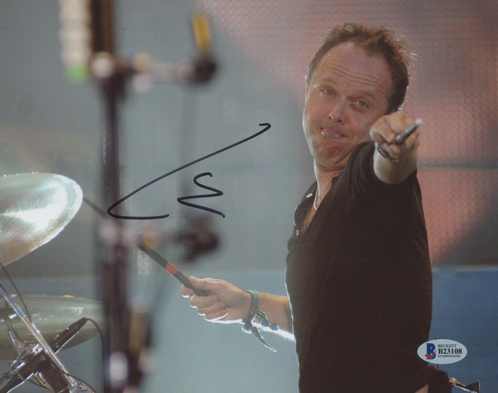 skeet ulrich signed autographed glossy 8x10 photo at s entertainment collectibles store sports memorabilia auction pristine auction skeet ulrich signed autographed glossy 8x10 photo at s entertainment collectibles store sports memorabilia auction pristine auction