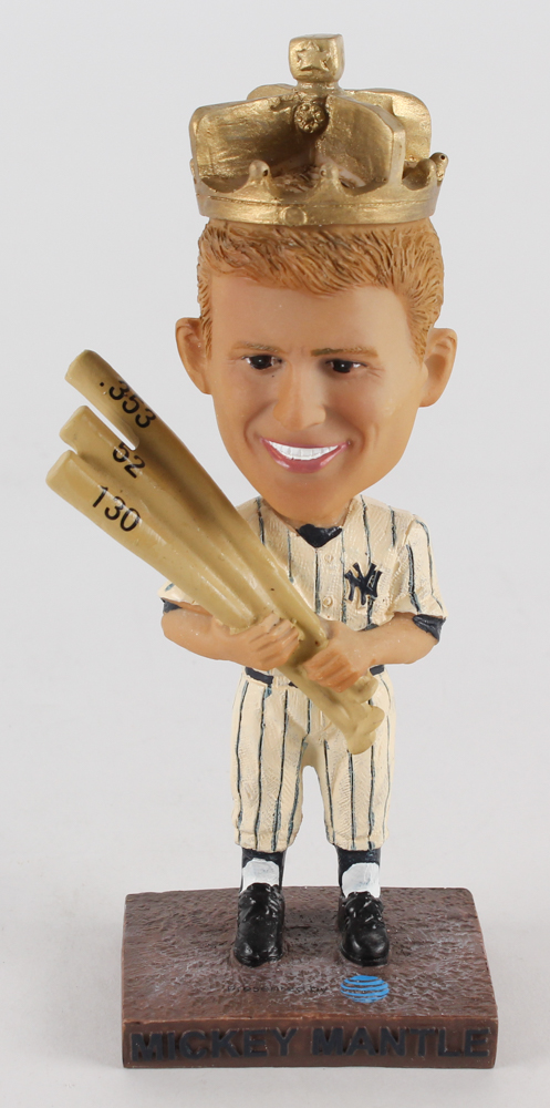 Mickey Mantle Yankees LE Bobblehead Issue #2 at PristineAuction.com Mickey Mantle Yankees LE Bobblehead Issue #2 at PristineAuction.com