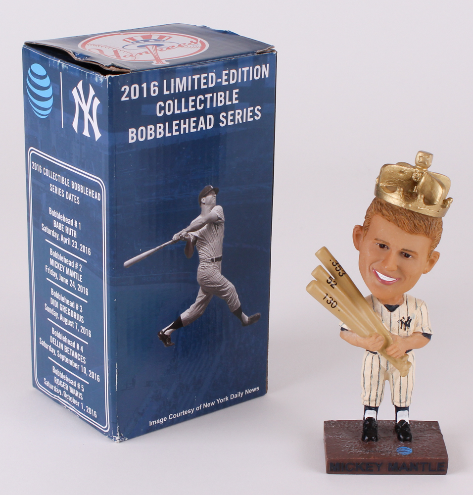 Mickey Mantle Yankees LE Bobblehead Issue #2 at PristineAuction.com Mickey Mantle Yankees LE Bobblehead Issue #2 at PristineAuction.com