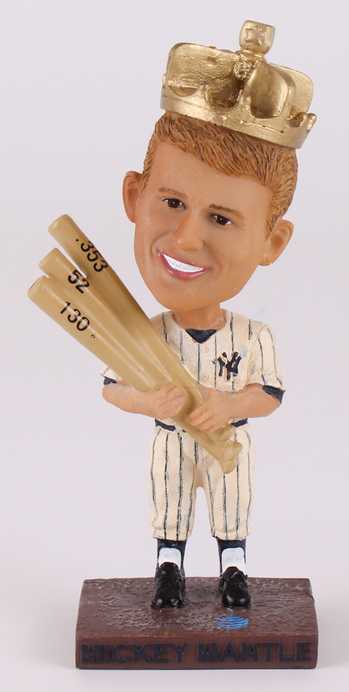 Mickey Mantle Yankees LE Bobblehead Issue #2 at PristineAuction.com Mickey Mantle Yankees LE Bobblehead Issue #2 at PristineAuction.com