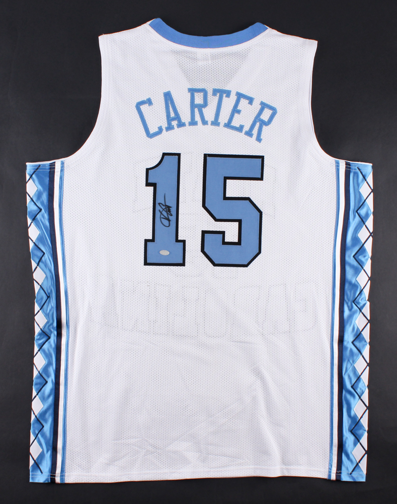 Vince Carter Signed North Carolina Tar Heels Jersey (Mounted Memories) at PristineAuction.com Vince Carter Signed North Carolina Tar Heels Jersey (Mounted Memories) at PristineAuction.com
