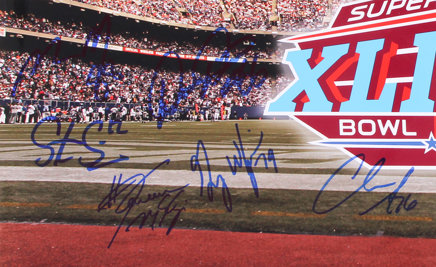 2007 New York Giants Team-Signed Super Bowl XLII 16x20 Photo with (23) Signatures Including Justin Tuck, David Diehl, Chris Snee (JSA COA) at PristineAuction.com 2007 New York Giants Team-Signed Super Bowl XLII 16x20 Photo with (23) Signatures Including Justin Tuck, David Diehl, Chris Snee (JSA COA) at PristineAuction.com