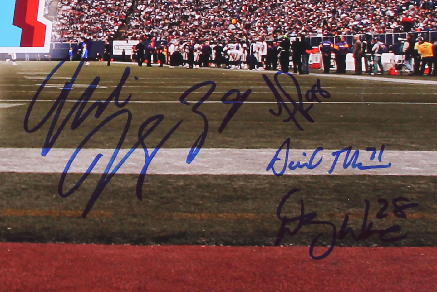 2007 New York Giants Team-Signed Super Bowl XLII 16x20 Photo with (23) Signatures Including Justin Tuck, David Diehl, Chris Snee (JSA COA) at PristineAuction.com 2007 New York Giants Team-Signed Super Bowl XLII 16x20 Photo with (23) Signatures Including Justin Tuck, David Diehl, Chris Snee (JSA COA) at PristineAuction.com