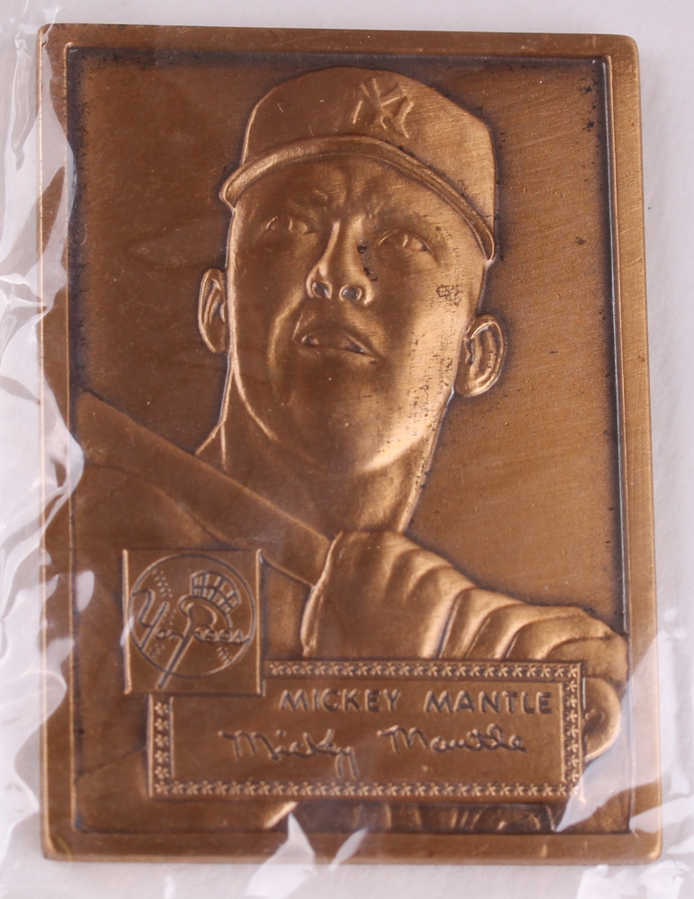 Mickey Mantle Bronze 1952 Topps 311 Replica Mini Baseball Card Mickey Mantle Bronze 1952 Topps 311 Replica Mini Baseball Card