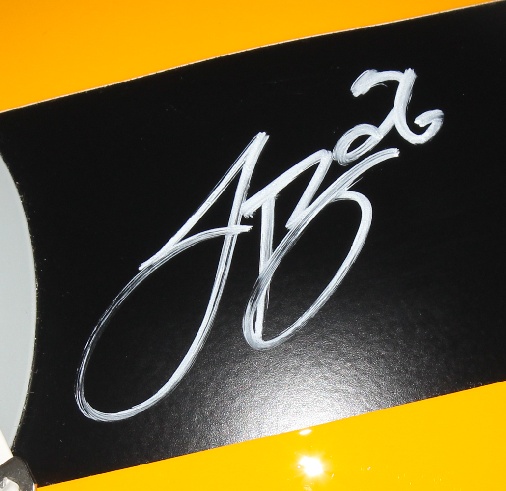 Le'Veon Bell Signed Steelers Authentic Full-Size Helmet (JSA COA) at PristineAuction.com Le'Veon Bell Signed Steelers Authentic Full-Size Helmet (JSA COA) at PristineAuction.com