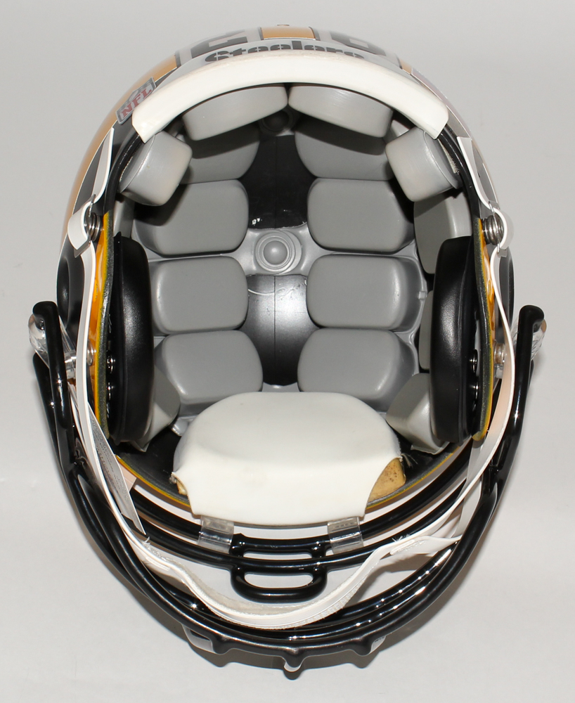 Le'Veon Bell Signed Steelers Authentic Full-Size Helmet (JSA COA) at PristineAuction.com Le'Veon Bell Signed Steelers Authentic Full-Size Helmet (JSA COA) at PristineAuction.com