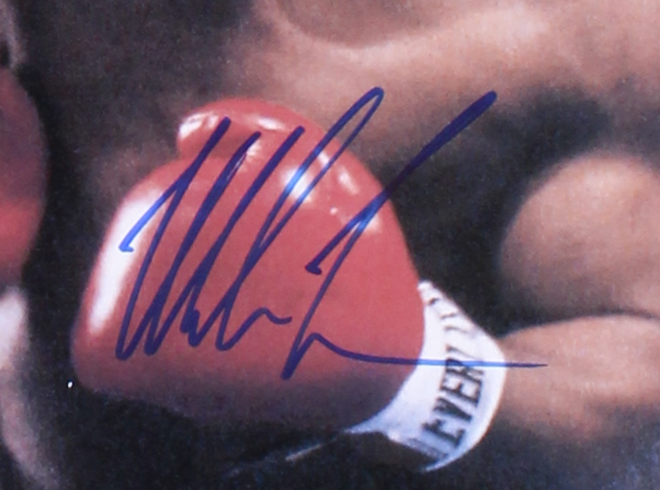 Mike Tyson Signed Sports Illustrated Cover 16x20 Photo (JSA COA) at PristineAuction.com Mike Tyson Signed Sports Illustrated Cover 16x20 Photo (JSA COA) at PristineAuction.com