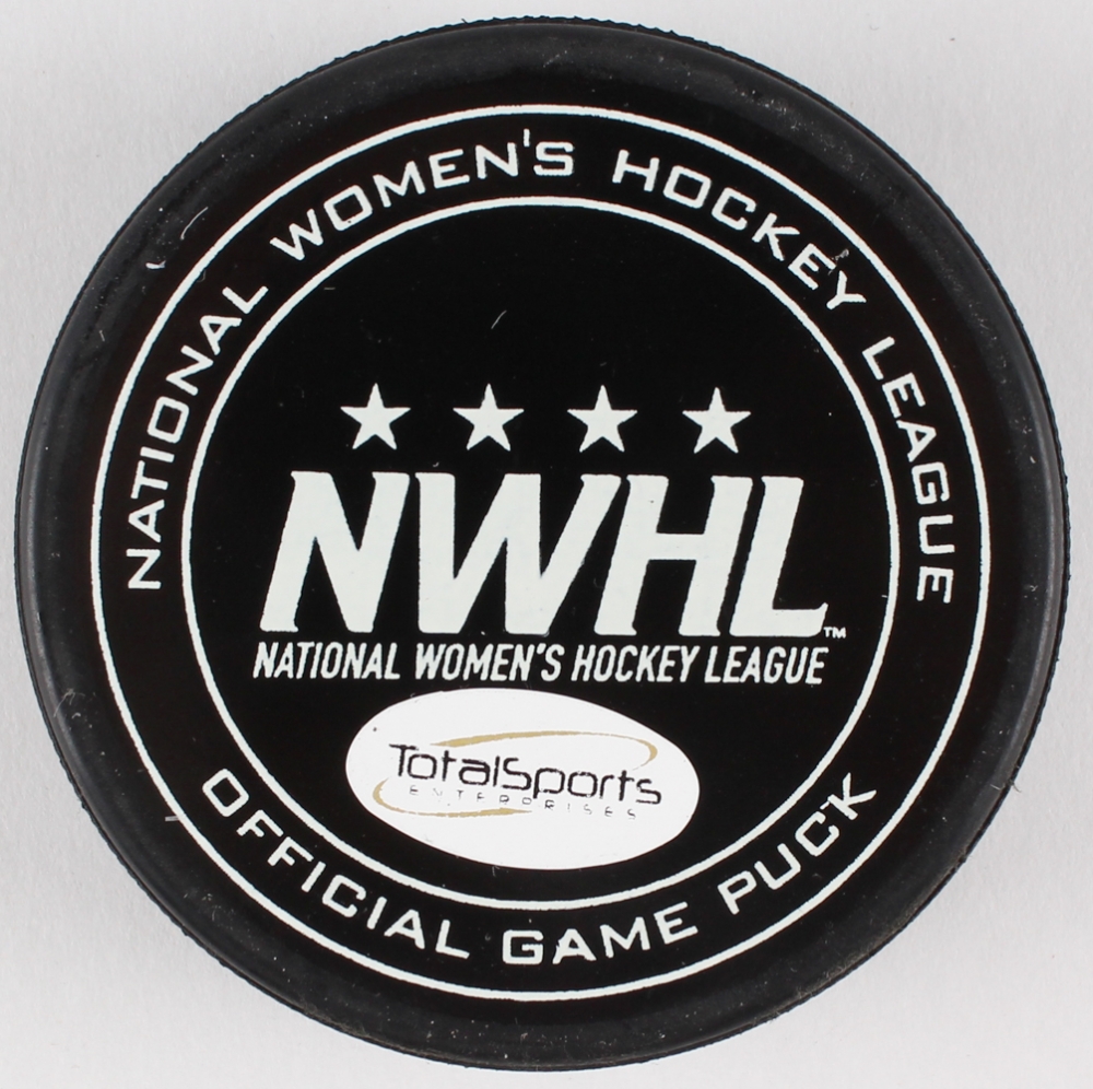 Amanda Kessel Signed Riveters Logo Hockey Puck (TSE) at PristineAuction.com Amanda Kessel Signed Riveters Logo Hockey Puck (TSE) at PristineAuction.com