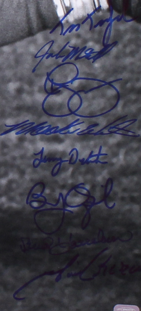 1986 Mets World Series Champions 16x20 Photo Signed by (31) with Ray Knight, Dwight Gooden, Darryl Strawberry, Mookie Wilson (JPS Hologram) at PristineAuction.com 1986 Mets World Series Champions 16x20 Photo Signed by (31) with Ray Knight, Dwight Gooden, Darryl Strawberry, Mookie Wilson (JPS Hologram) at PristineAuction.com