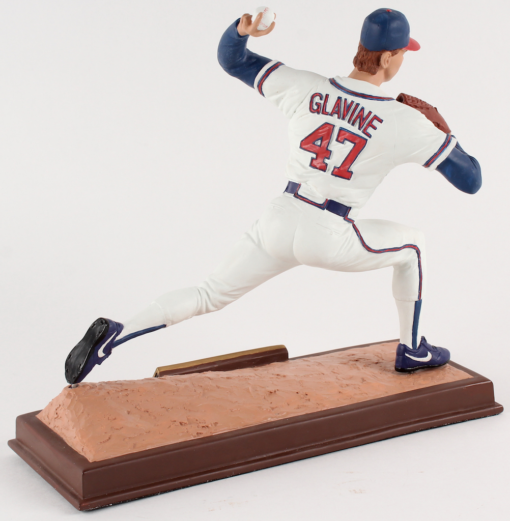 Tom Glavine Signed LE Braves Sports Impressions Porcelain Figurine (Sports Impressions COA) at PristineAuction.com Tom Glavine Signed LE Braves Sports Impressions Porcelain Figurine (Sports Impressions COA) at PristineAuction.com